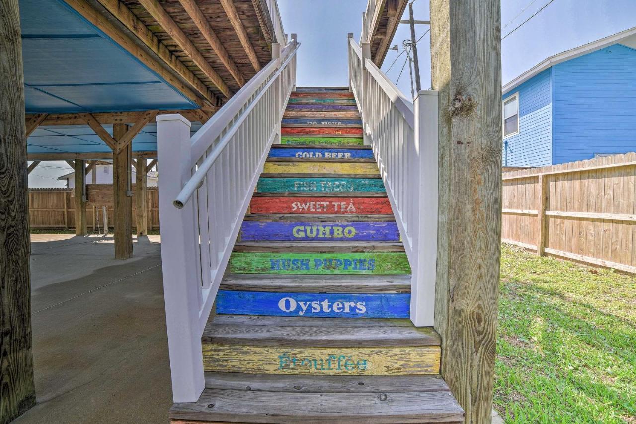 Trendy Port Aransas Home With Private Pool And Deck! 외부 사진