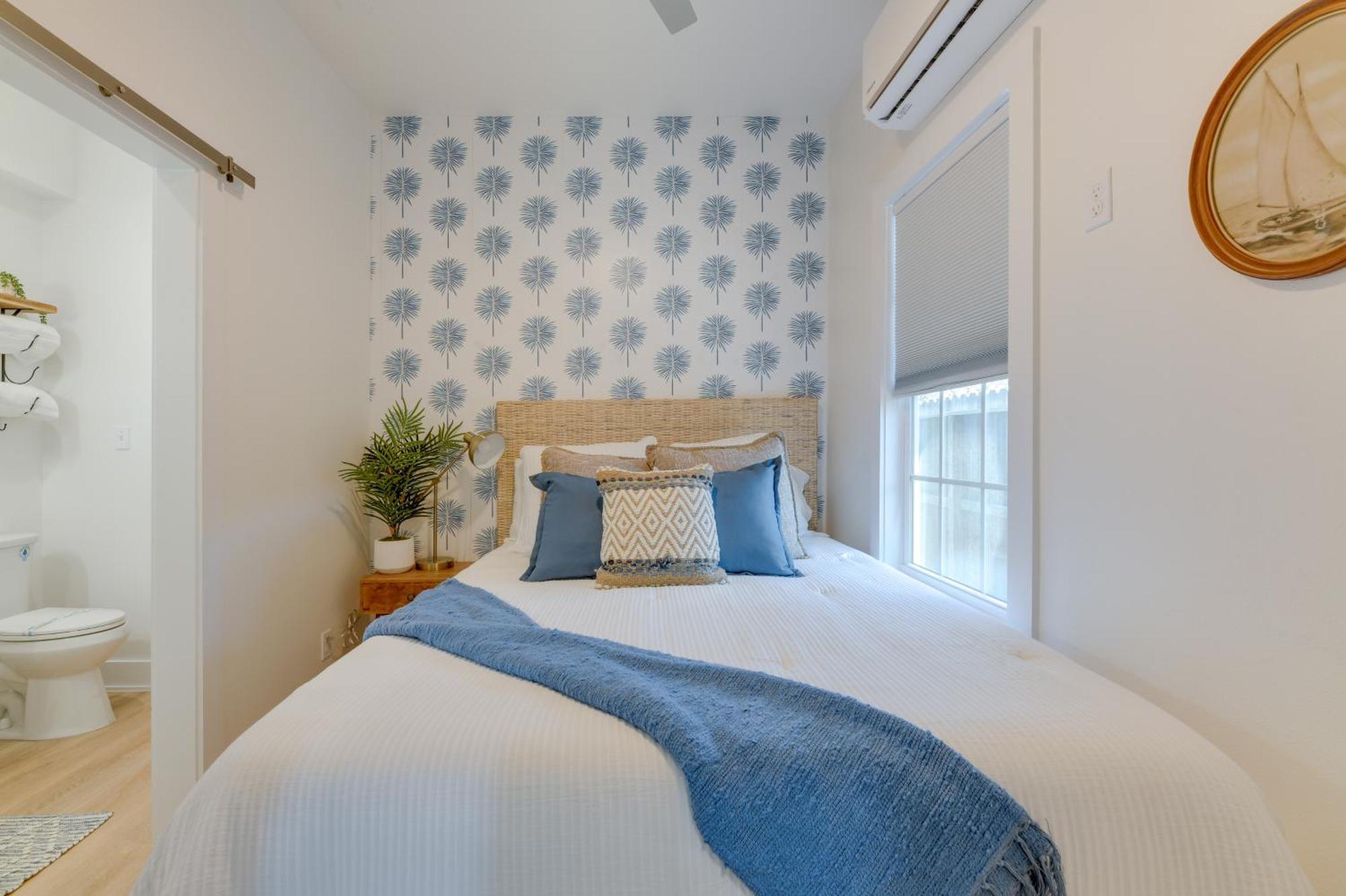 Trendy Port Aransas Home With Private Pool And Deck! 외부 사진