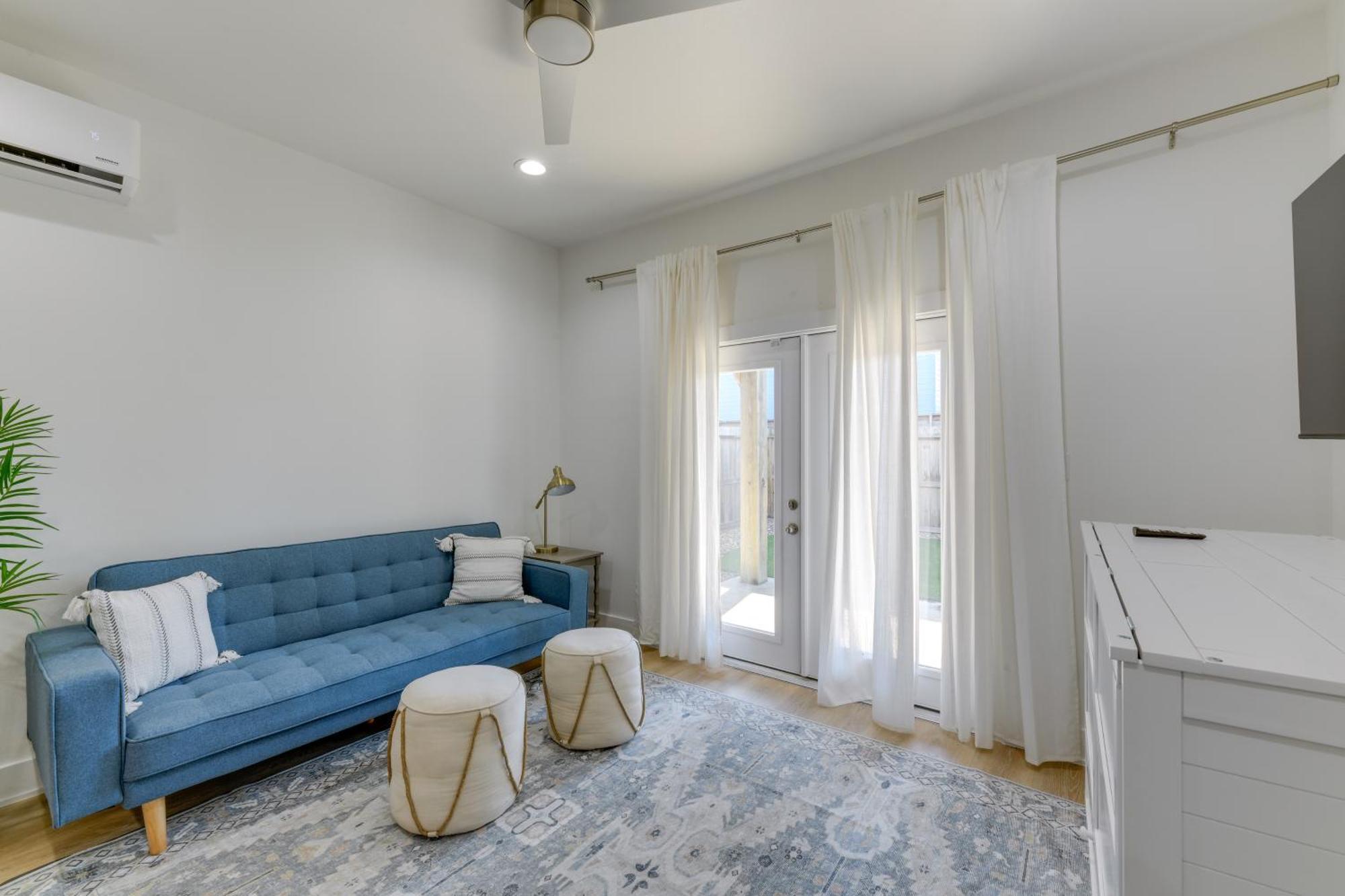 Trendy Port Aransas Home With Private Pool And Deck! 외부 사진