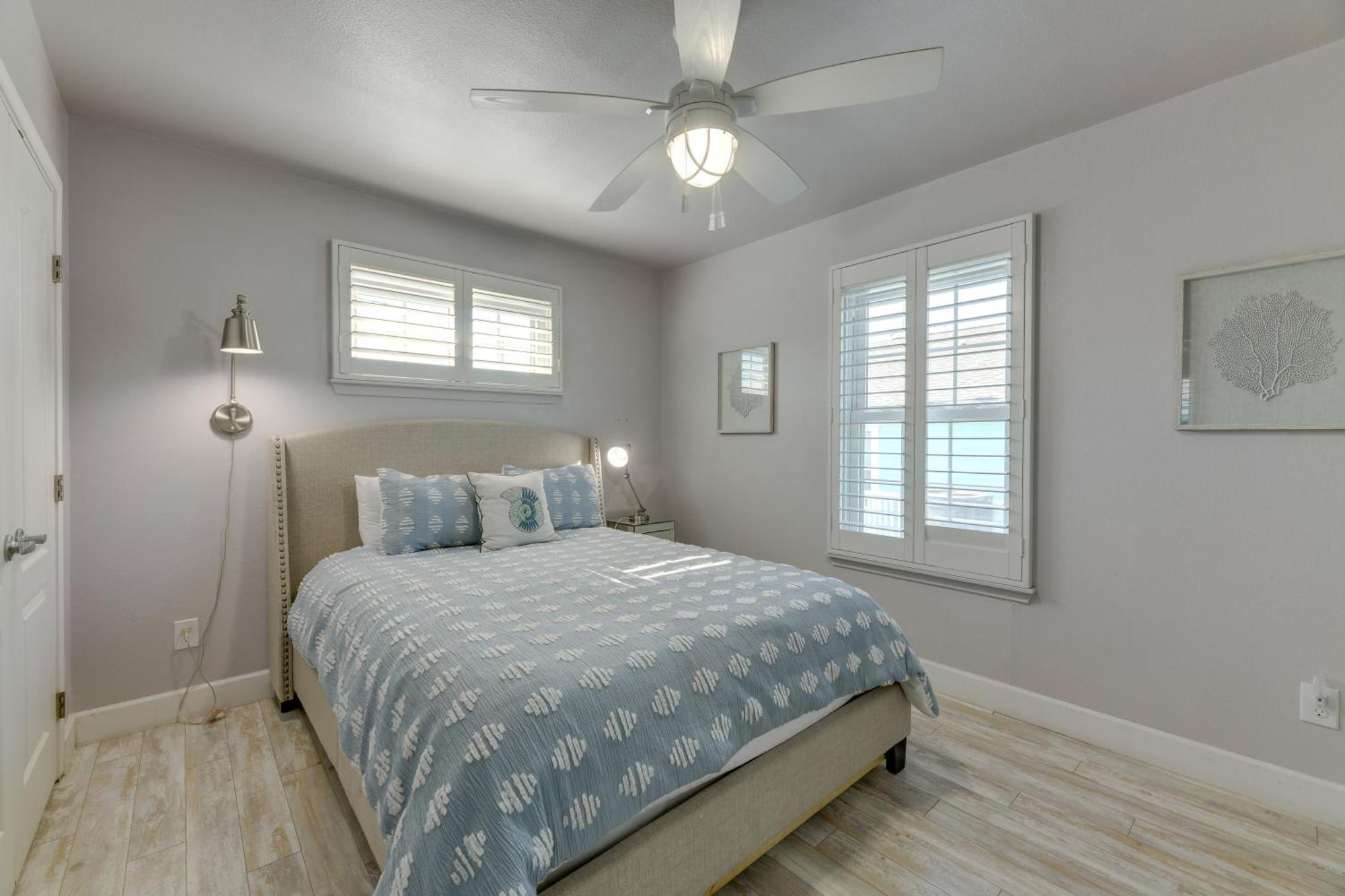 Trendy Port Aransas Home With Private Pool And Deck! 외부 사진